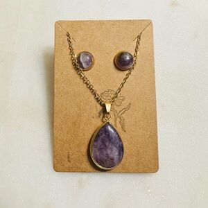 Handcrafted Amethyst Teardrop Crystal Pendant Necklace & Stud Earrings Set